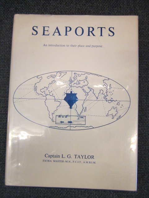 Image for Seaports : An Introduction to Their Place and Purpose